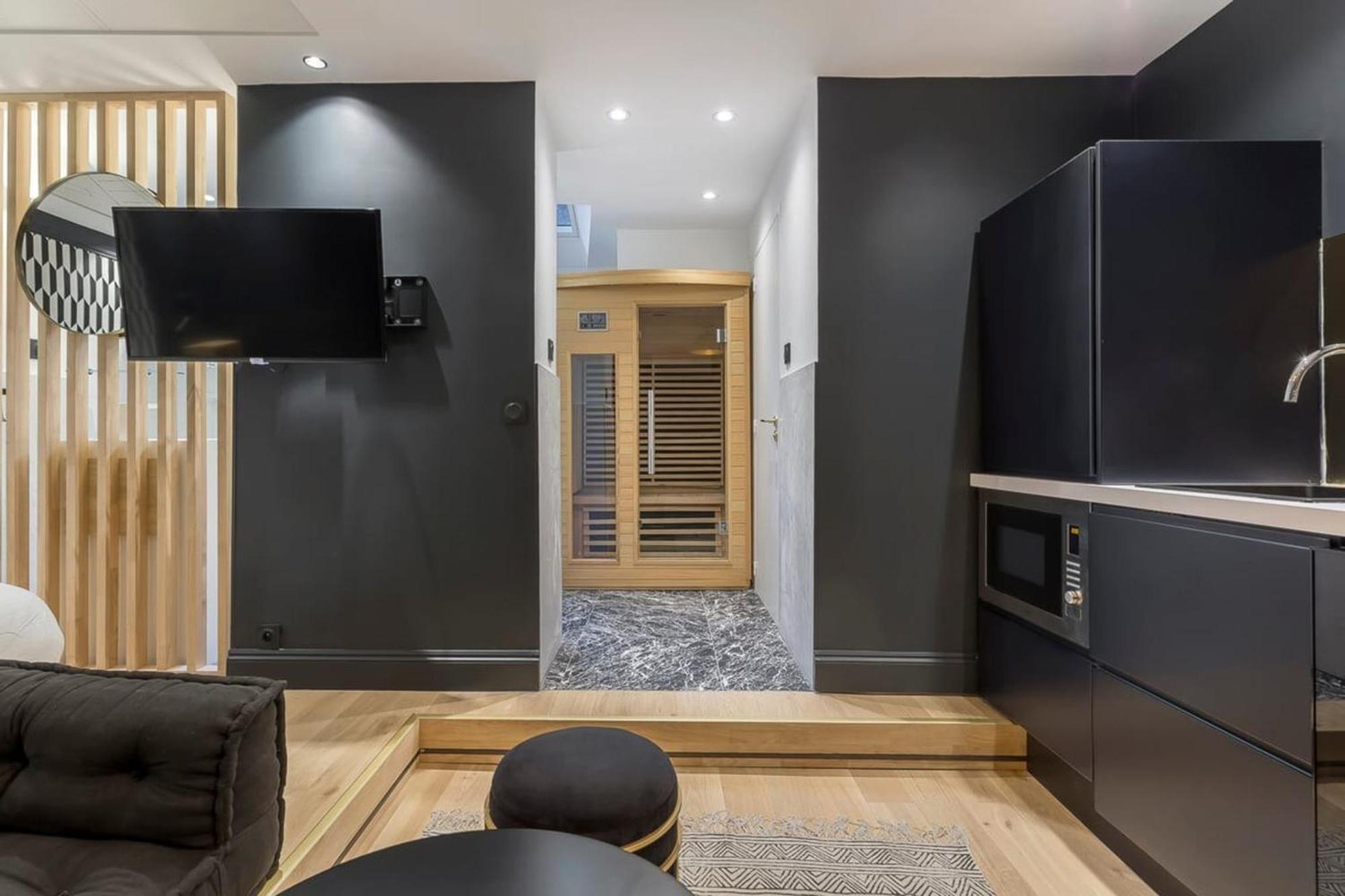Victor Hugo Romantic Suite - Sauna Et Balneo Lyon Exteriör bild