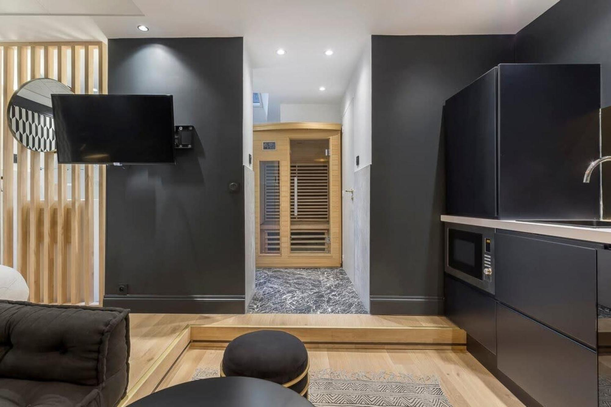 Victor Hugo Romantic Suite - Sauna Et Balneo Lyon Exteriör bild